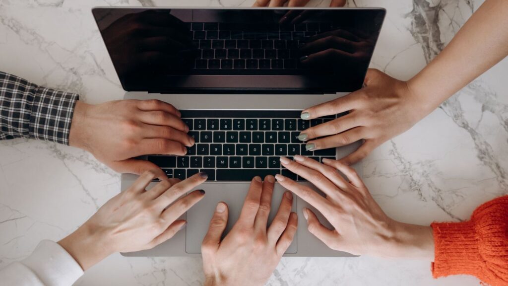 pexels team